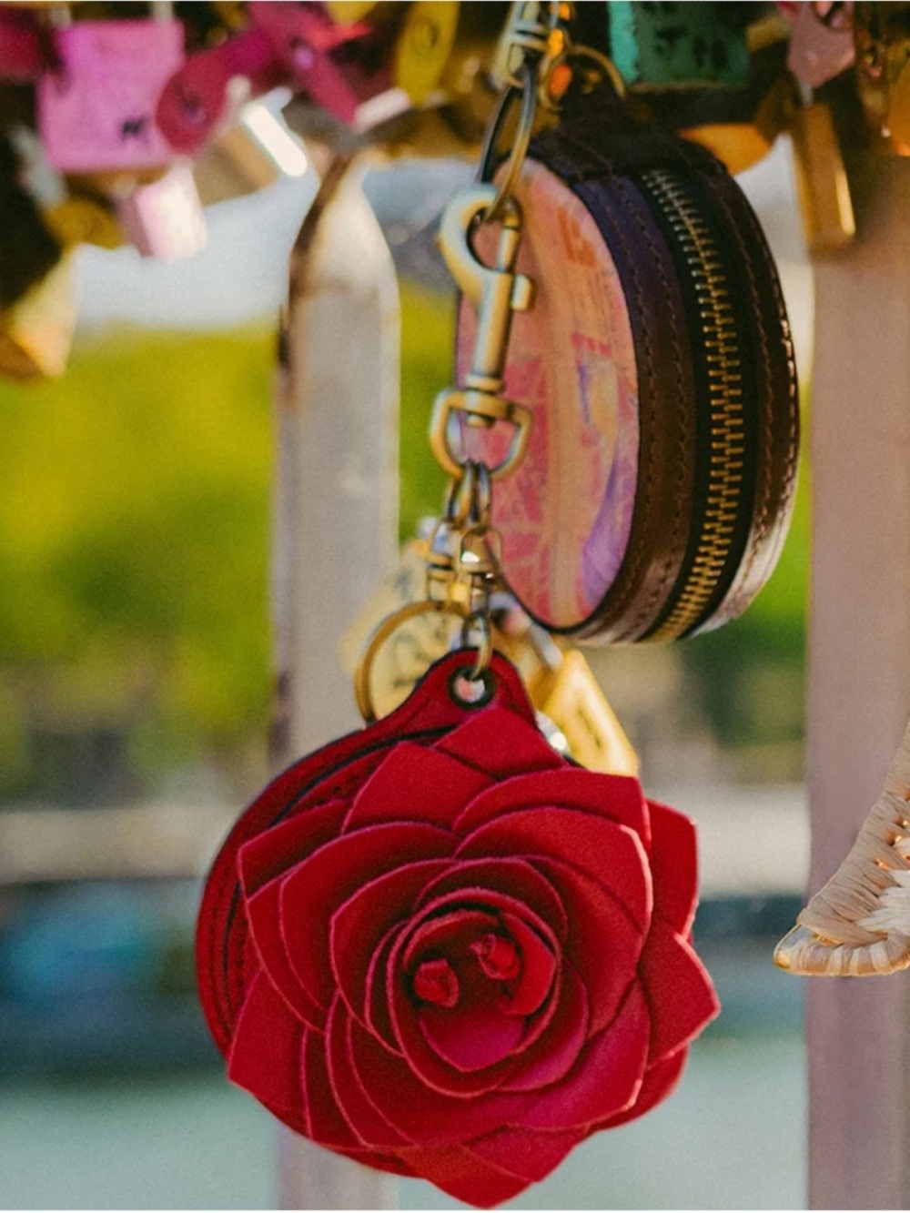 Patricia Nash Parisian Rose mirror bag charm NWT - Picture 6 of 10